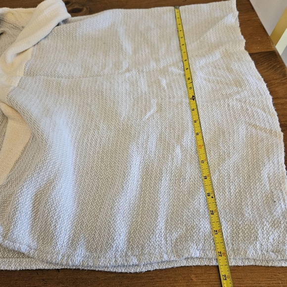 Vickie Vipperman Weaving Studio Riverlily Wrap Ivory & Blue - Picture 7 of 10